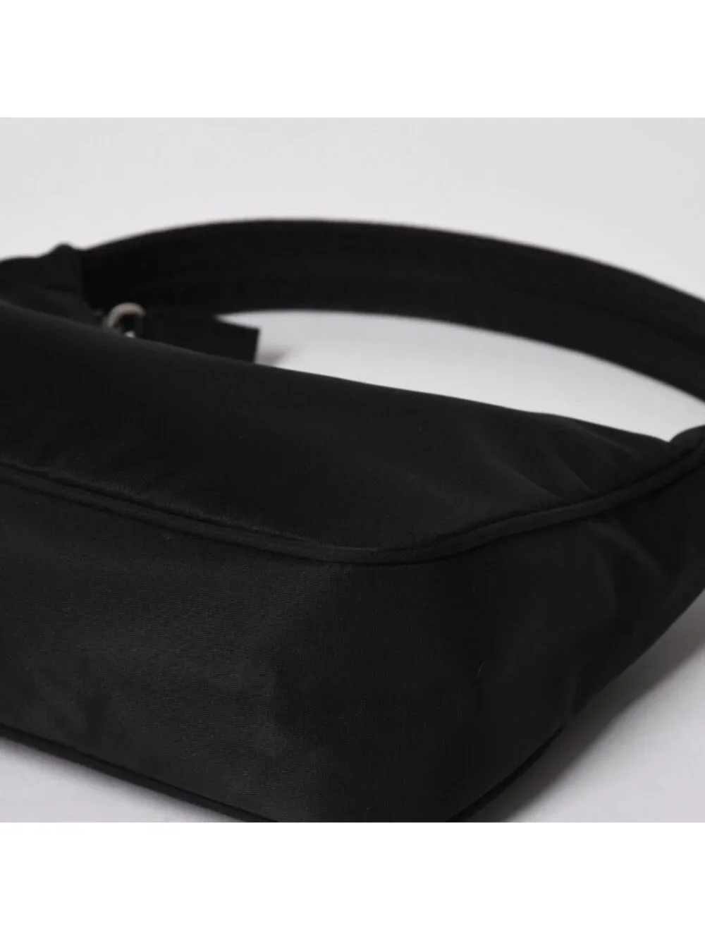 Prada or bag few